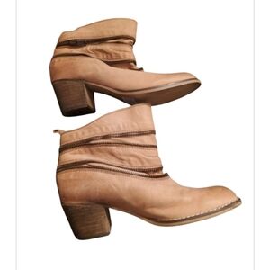 Sundance Womams Leather Ankle Boots, Size 39 (8.5)